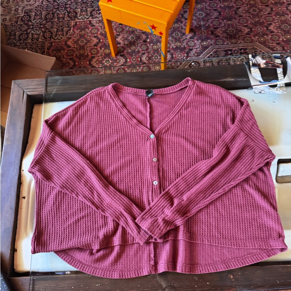 Button up top red